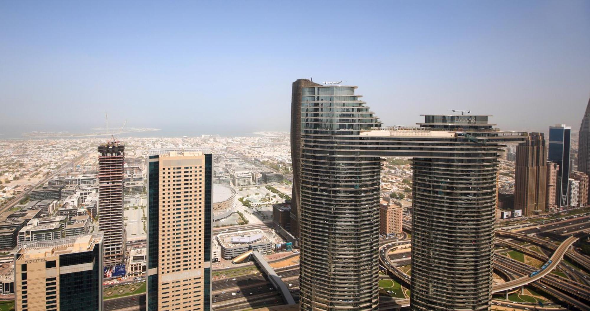 Apartment Burj Vista Downtown Near To Mall - 2bhk