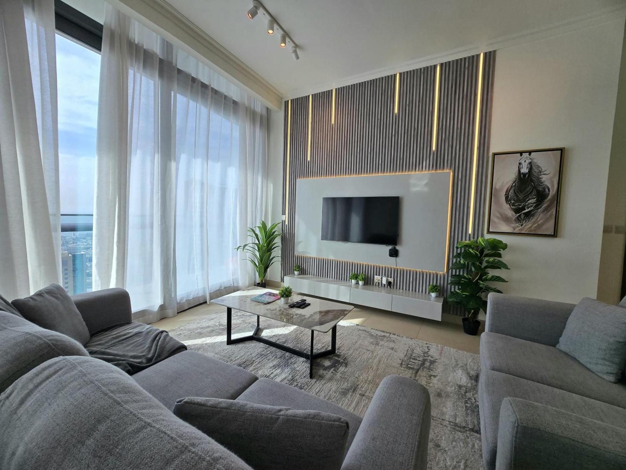 Burj Vista Downtown Near To Mall - 2bhk Apartment Dubai